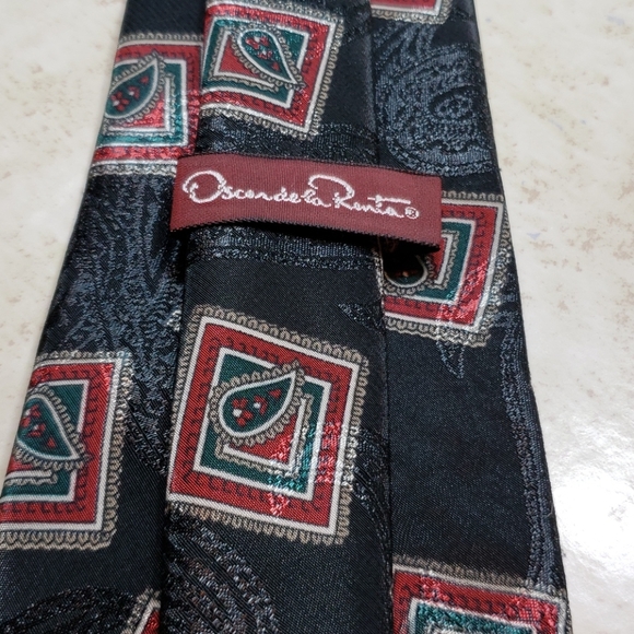 Oscar de la Renta men's neck tie - Picture 6 of 6